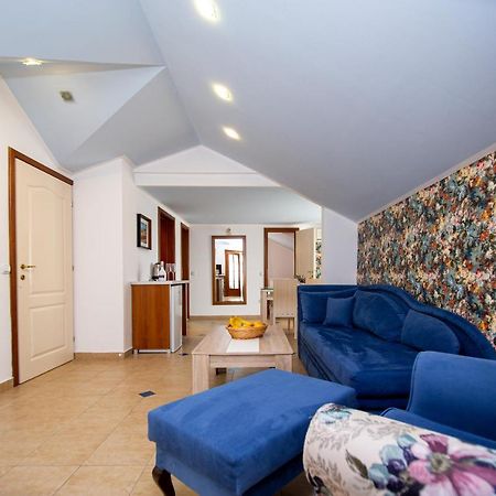 Tanja Apartments Рафаиловичи Экстерьер фото